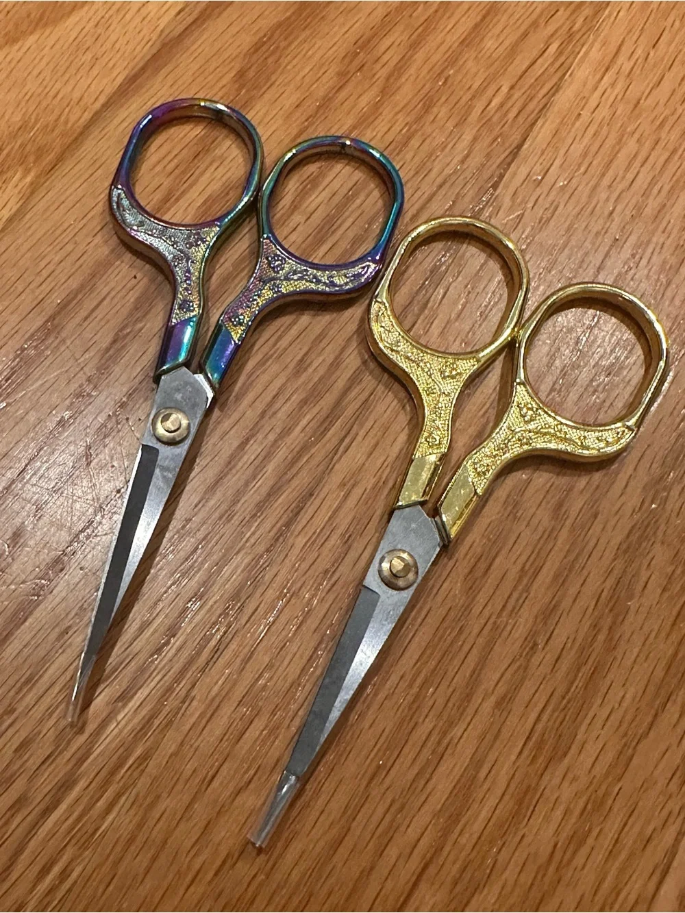 Decorative Embroidery Scissors - Gold and Iridescent